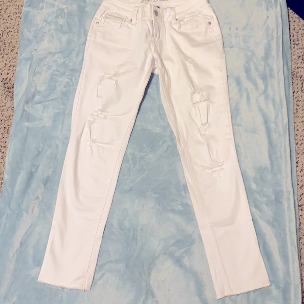 White Ripped Skinny Jeans